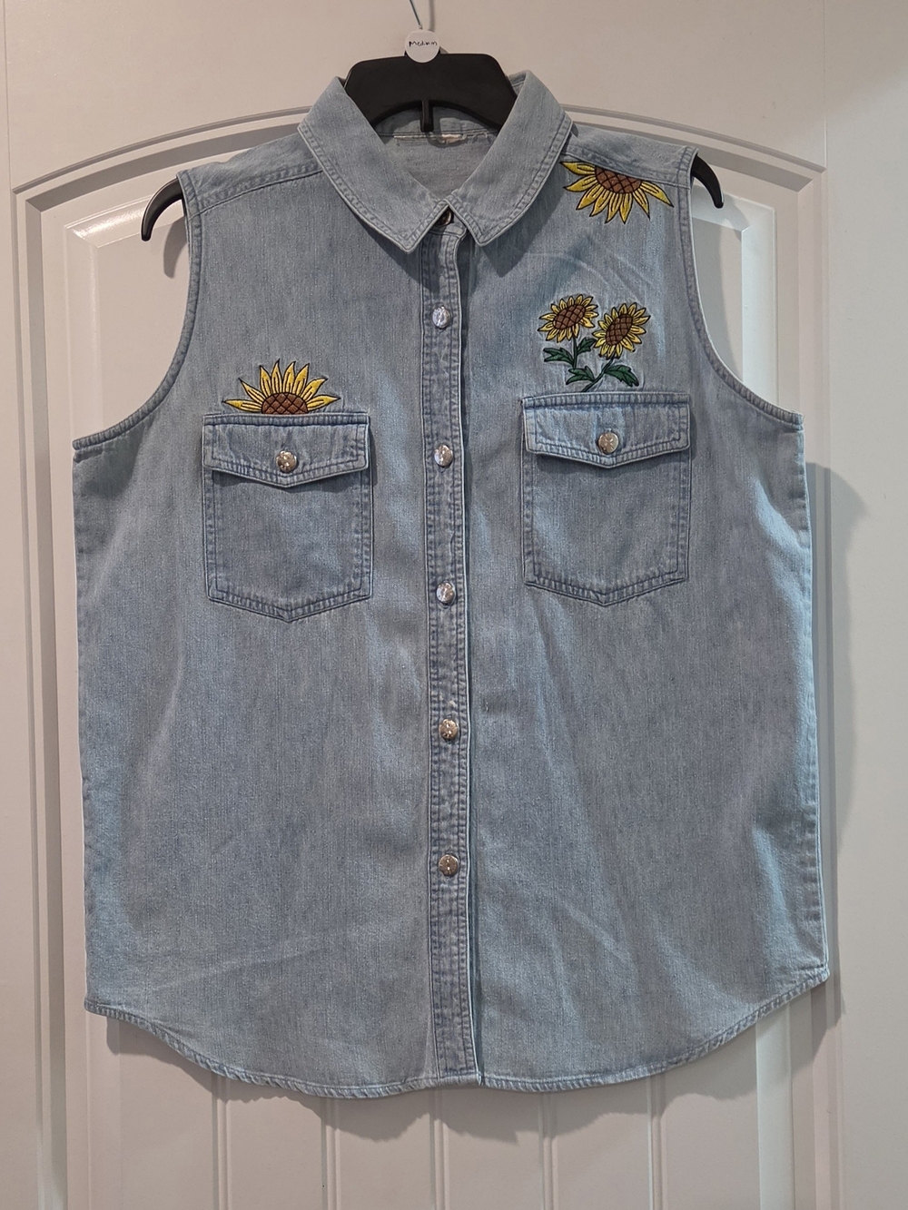 Sleeveless Light Wash Denim Shirt with Sunflower Embroidery